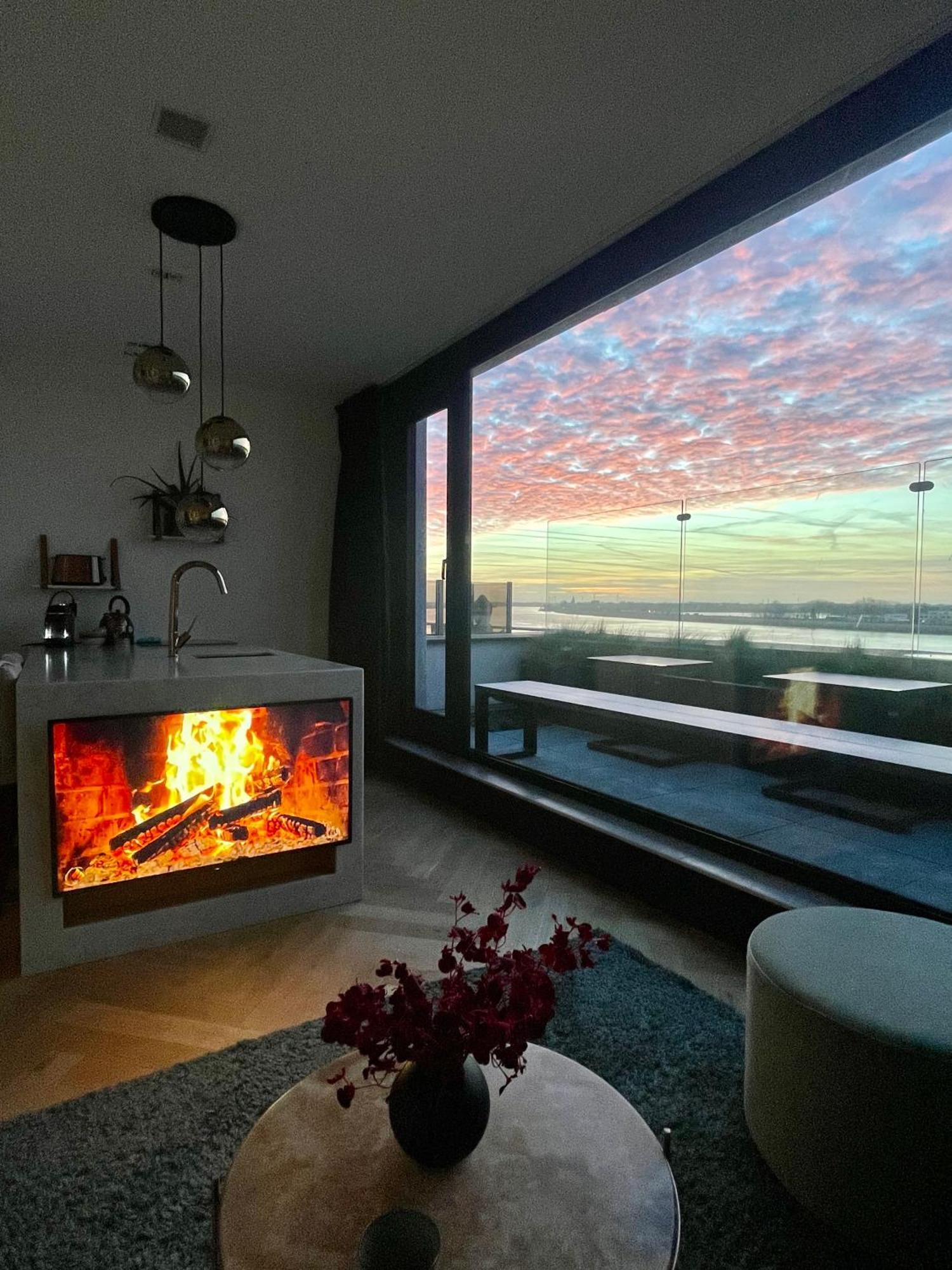 Apartment Kaai11 - Lofts & With A View Antwerp